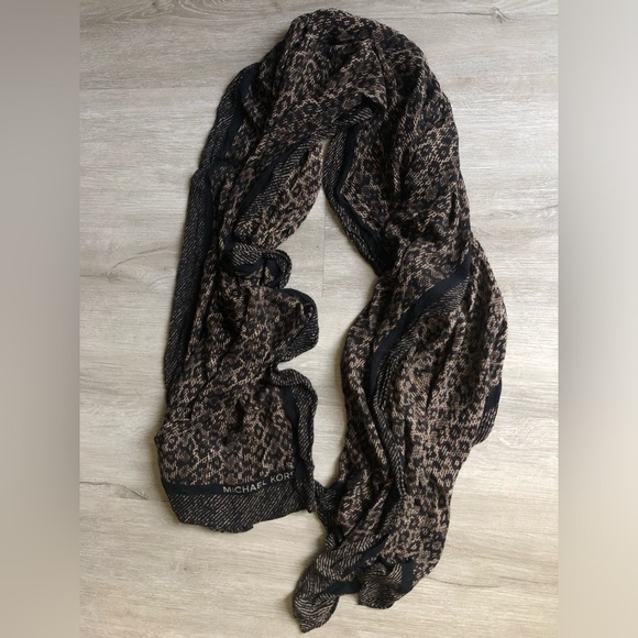Michael Kors Accessories - Women’s Michael kors scarf